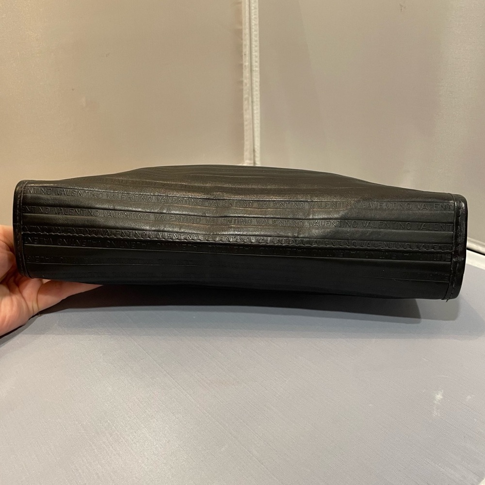 EUC Auth Mario Valentino VTG Black Leather Hinge Clutch Handbag Purse GHW Lux! - Picture 8 of 14
